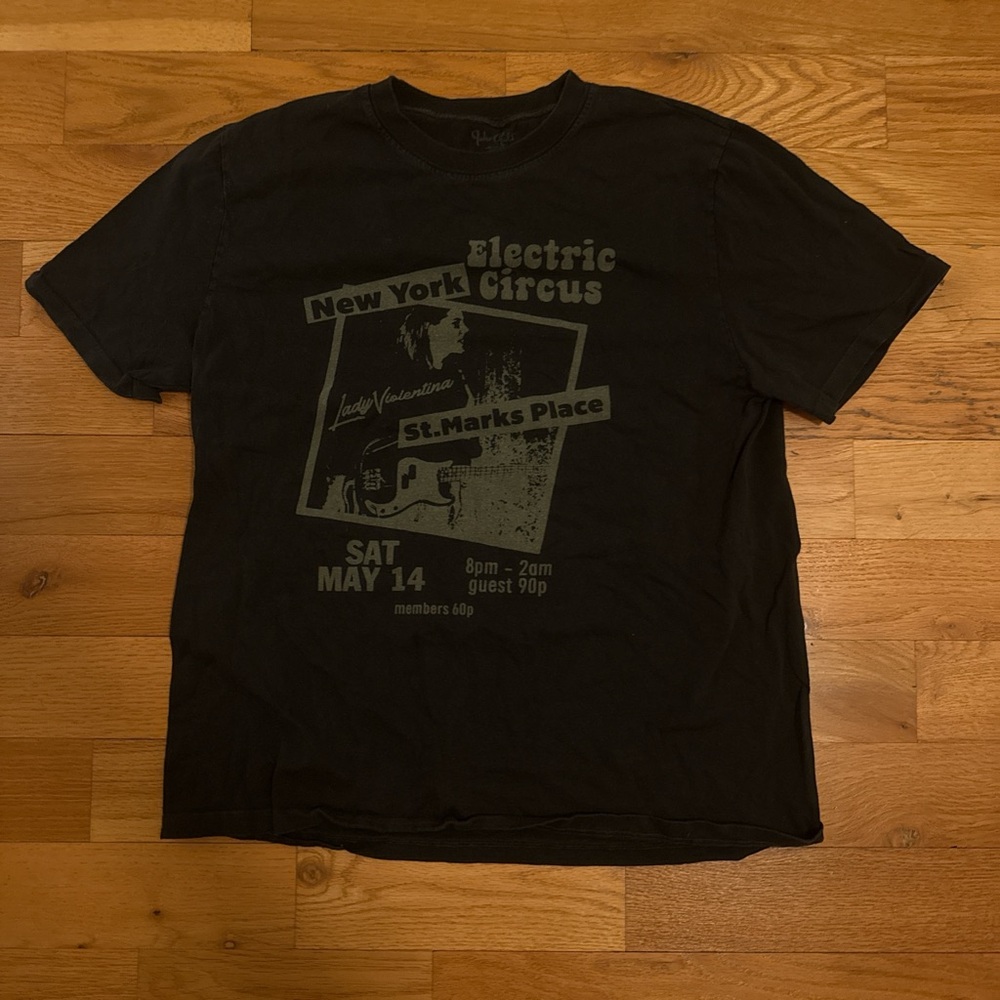 Brandy Melville Black Graphic T-Shirt